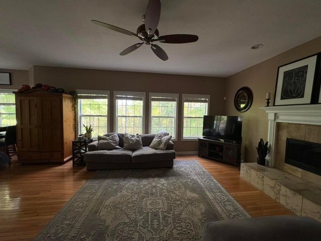 2375 Cross Creek Court, Lewis Center, OH 43035