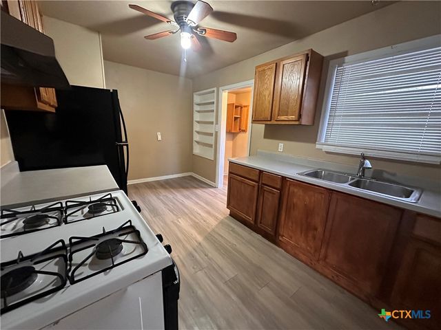 505 Center Street, Belton, TX 76513