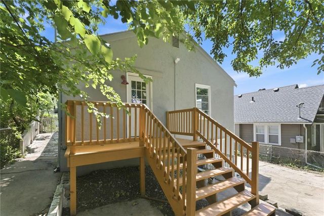 4416 Indiana Avenue, Kansas City, MO 64130