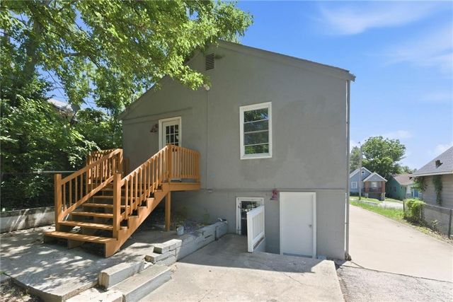 4416 Indiana Avenue, Kansas City, MO 64130