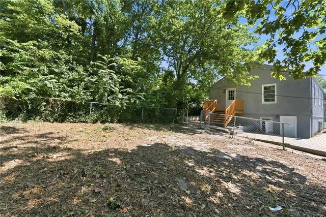 4416 Indiana Avenue, Kansas City, MO 64130
