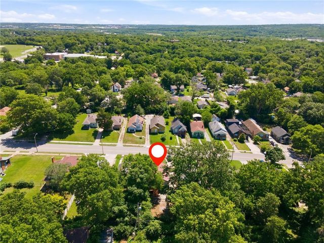 4416 Indiana Avenue, Kansas City, MO 64130