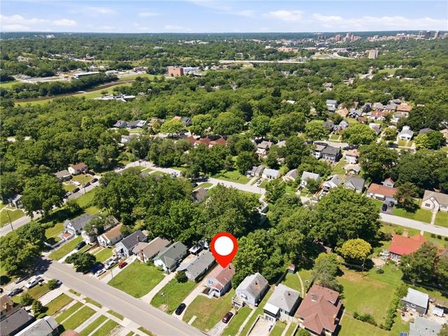 4416 Indiana Avenue, Kansas City, MO 64130