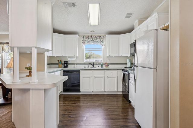 5226 ISLAND VIEW CIRCLE N, Polk City, FL 33868