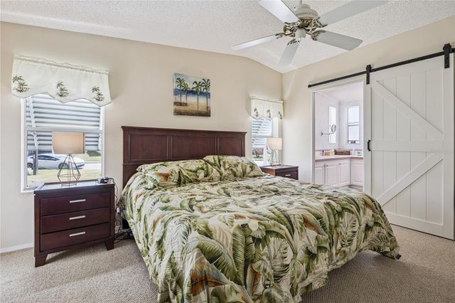 5226 ISLAND VIEW CIRCLE N, Polk City, FL 33868