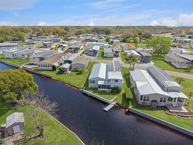 5226 ISLAND VIEW CIRCLE N, Polk City, FL 33868