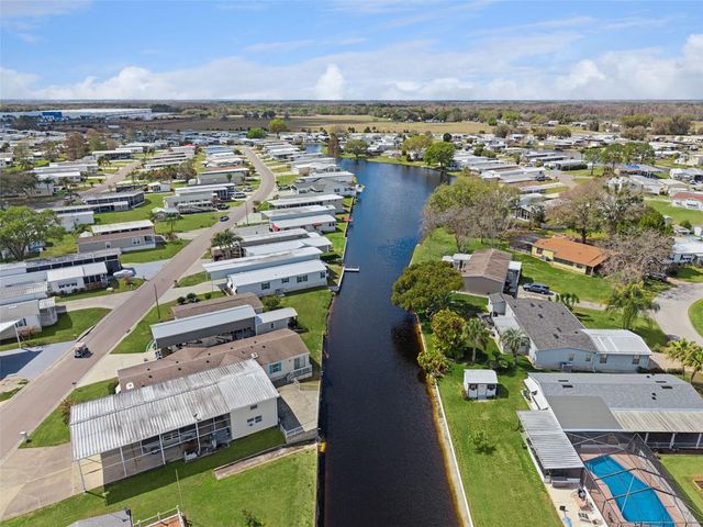 5226 ISLAND VIEW CIRCLE N, Polk City, FL 33868