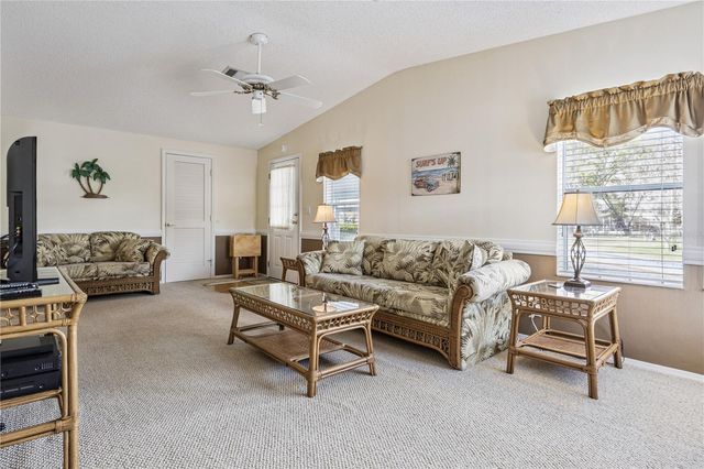 5226 ISLAND VIEW CIRCLE N, Polk City, FL 33868