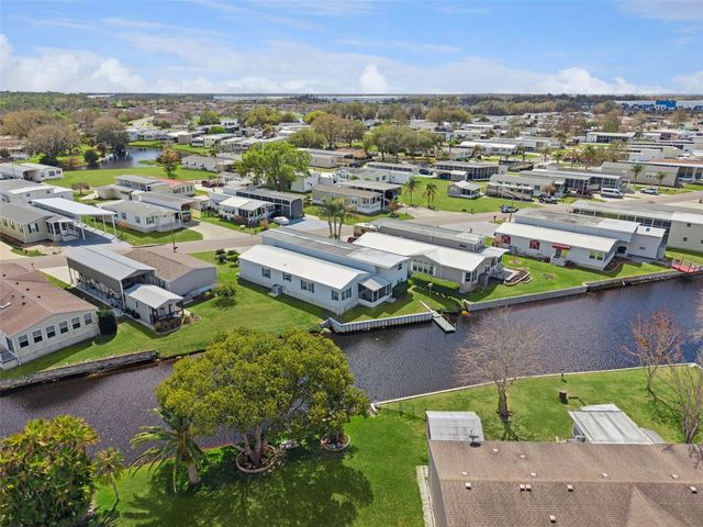 5226 ISLAND VIEW CIRCLE N, Polk City, FL 33868