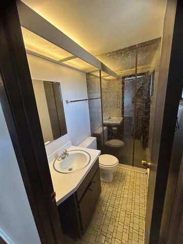 6700 W 64TH Place 3E, Chicago, IL 60638