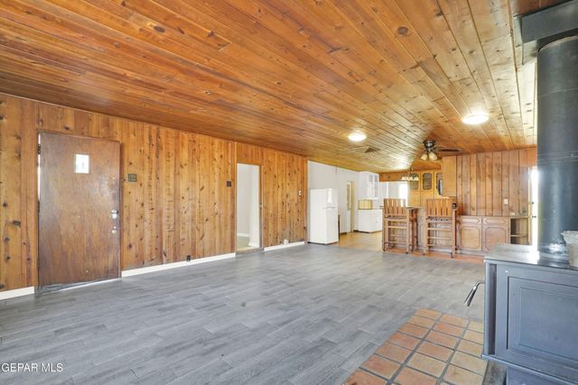 1501 New Mexico 28, Anthony, NM 88021