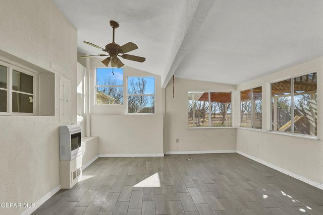 1501 New Mexico 28, Anthony, NM 88021