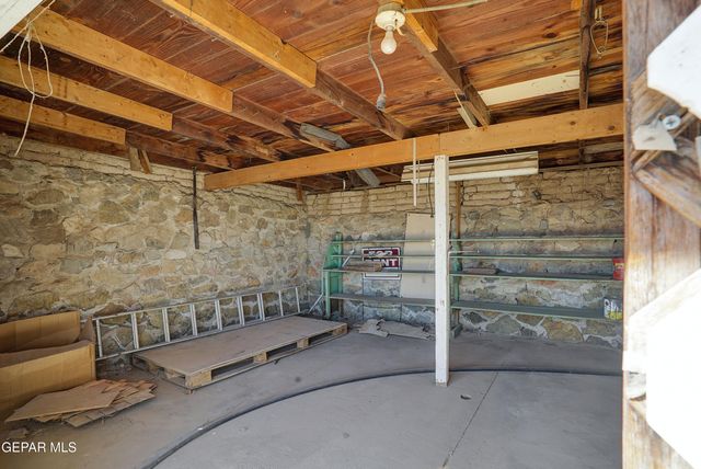 1501 New Mexico 28, Anthony, NM 88021