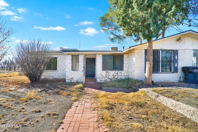 1501 New Mexico 28, Anthony, NM 88021