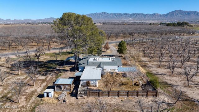 1501 New Mexico 28, Anthony, NM 88021