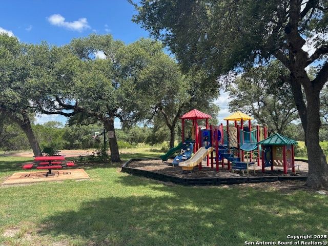 757 Rayner Ranch Blvd, Spring Branch, TX 78070