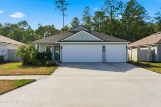 65672 EDGEWATER Drive, Yulee, FL 32097