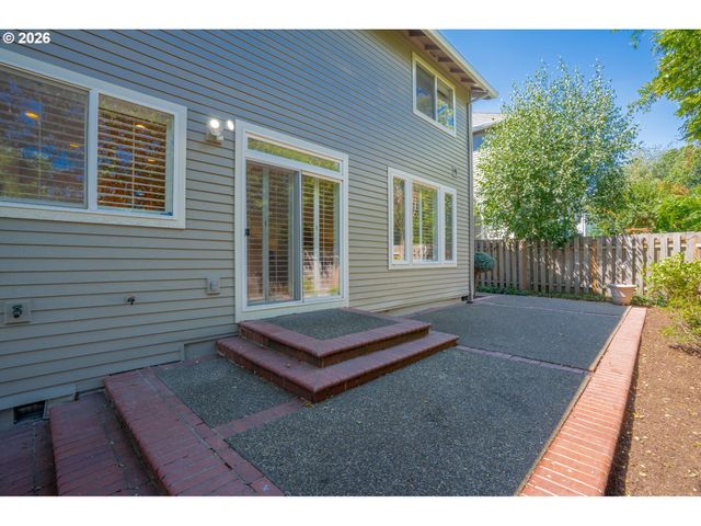 5404 SOUTHWOOD Dr, Lake Oswego, OR 97035