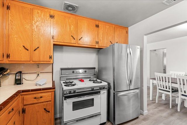 409 Bruce Ave, Modesto, CA 95350