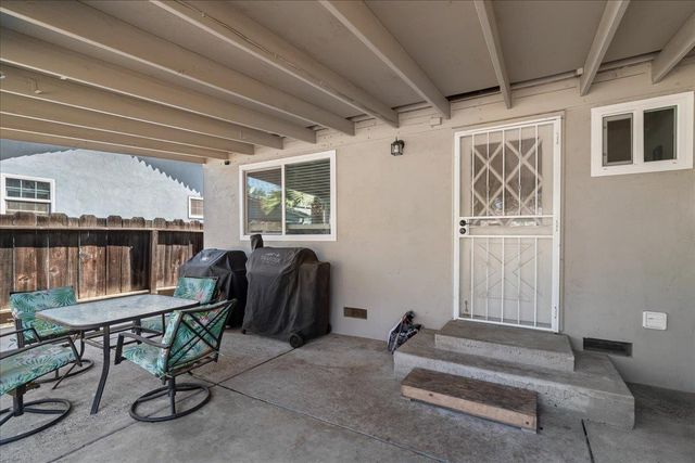 409 Bruce Ave, Modesto, CA 95350