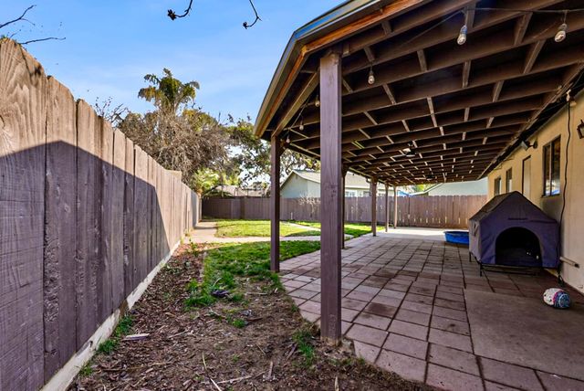 3820 Drakewood Ct, Ceres, CA 95307