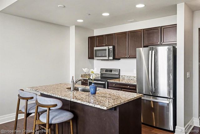 1 Park Avenue 1311, Detroit, MI 48226