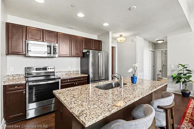 1 Park Avenue 1311, Detroit, MI 48226