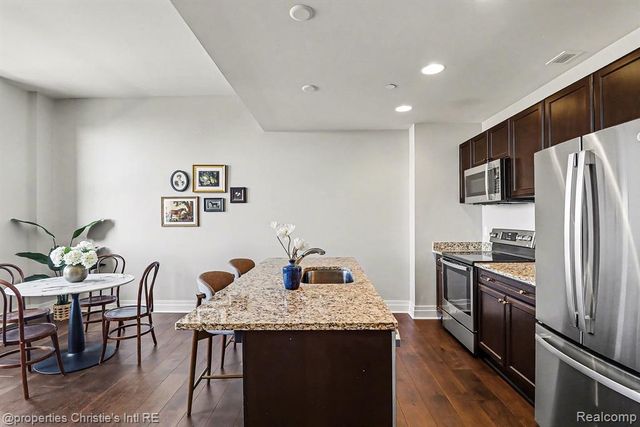 1 Park Avenue 1311, Detroit, MI 48226