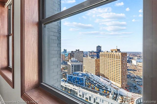 1 Park Avenue 1311, Detroit, MI 48226