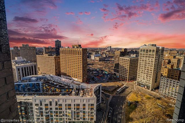 1 Park Avenue 1311, Detroit, MI 48226