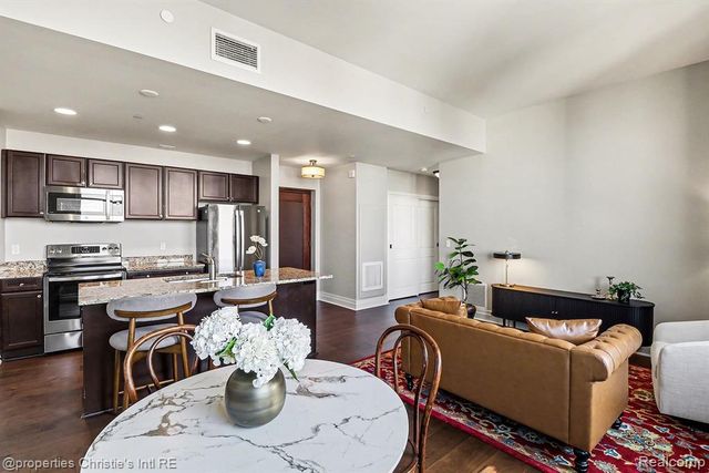 1 Park Avenue 1311, Detroit, MI 48226