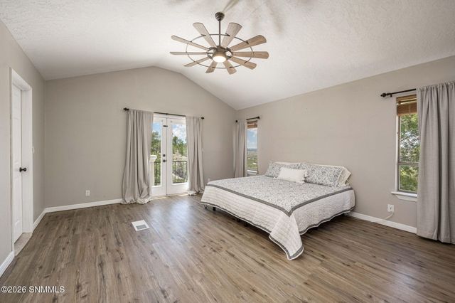 2860 Morningstar Drive, Las Cruces, NM 88011