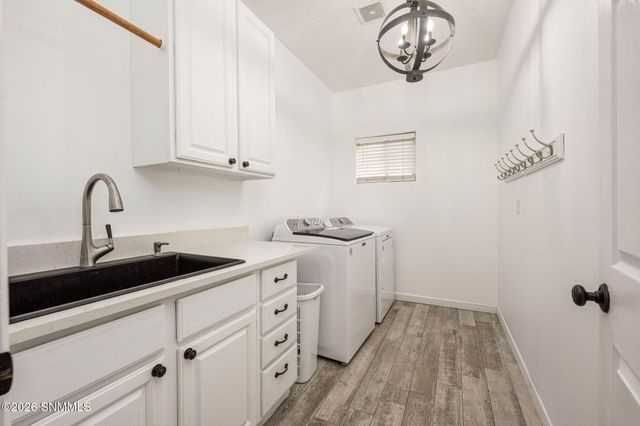 2860 Morningstar Drive, Las Cruces, NM 88011