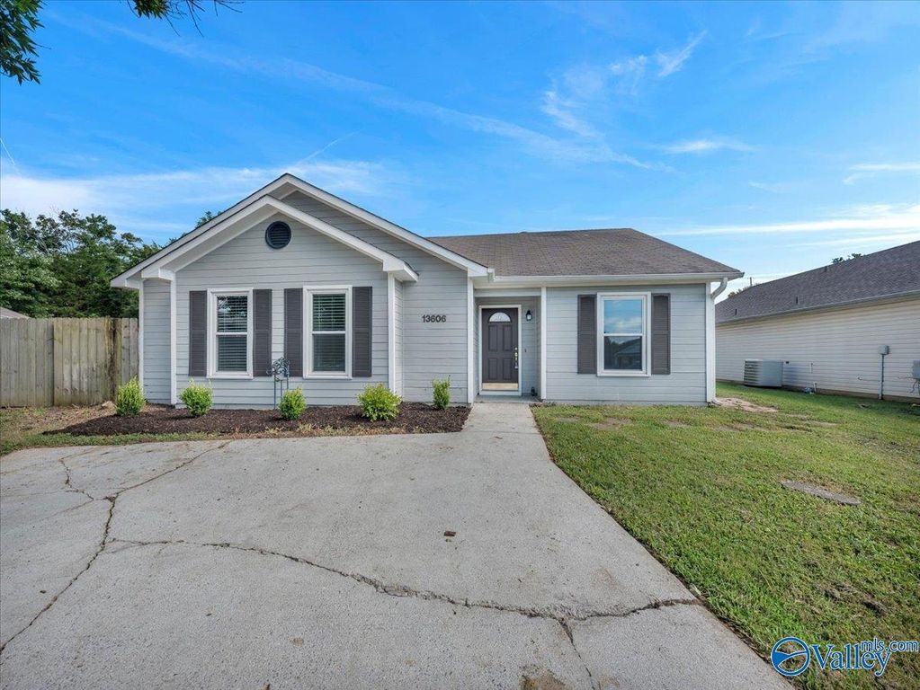 13606 Boca Circle SE, Huntsville, AL 35803