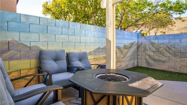 10200 Juniper Creek Lane, Las Vegas, NV 89145