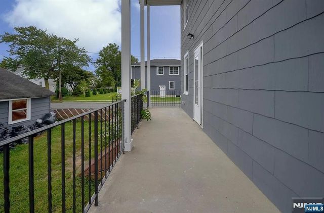 8-02 Chester, Fair Lawn, NJ 07410