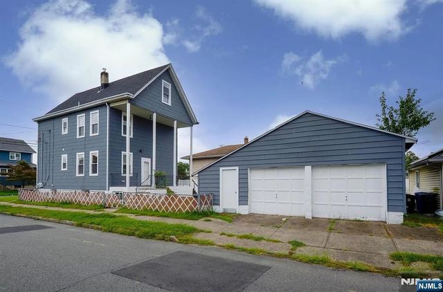 8-02 Chester, Fair Lawn, NJ 07410