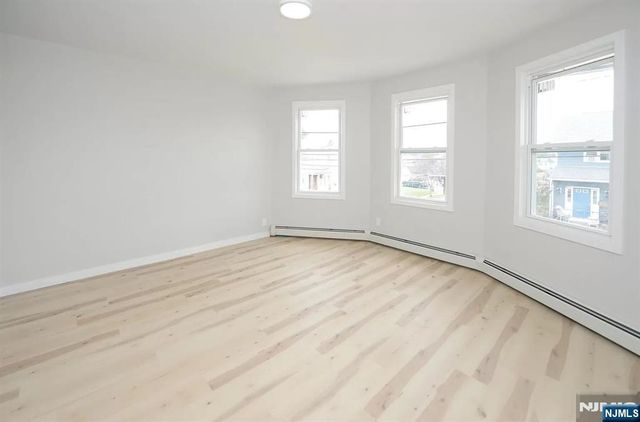 8-02 Chester, Fair Lawn, NJ 07410