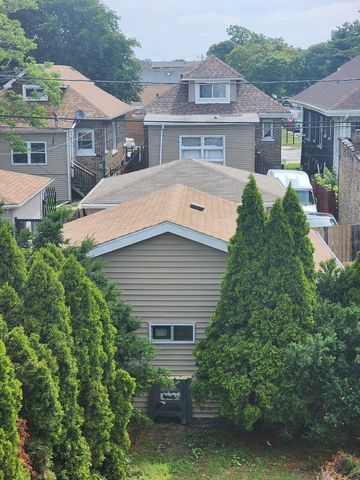 1735 N Latrobe Avenue, Chicago, IL 60639