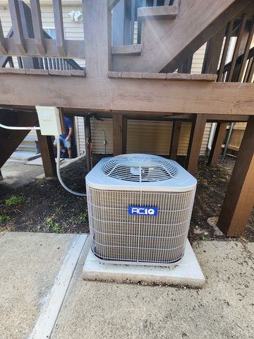 1735 N Latrobe Avenue, Chicago, IL 60639