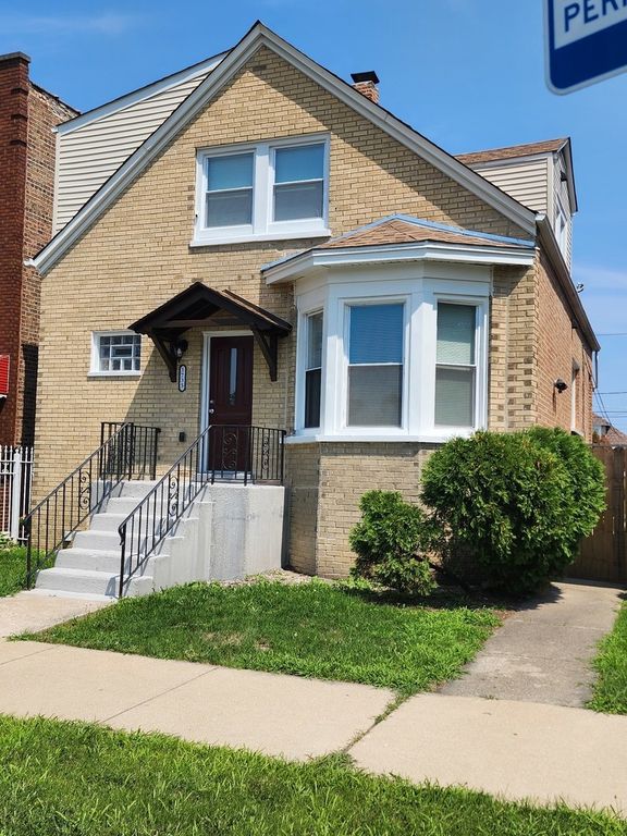 1735 N Latrobe Avenue, Chicago, IL 60639
