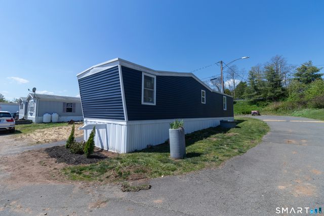 525 East Main Street 22, Branford, CT 06405