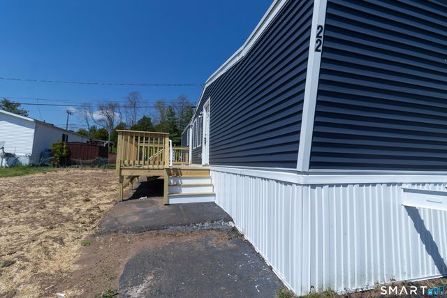 525 East Main Street 22, Branford, CT 06405