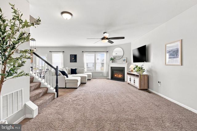 146 DOLLIE MAE LN, Stephens City, VA 22655