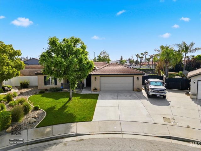 503 Meadow Grove Court, Bakersfield, CA 93308