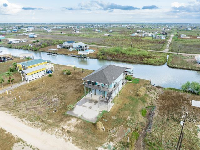 115 Albacore Street, Sargent, TX 77414