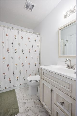 678 Eastbrooke Lane, Brighton, NY 14618