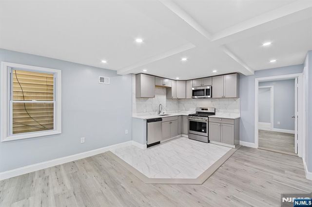 191 Harrison Street, Passaic, NJ 07055