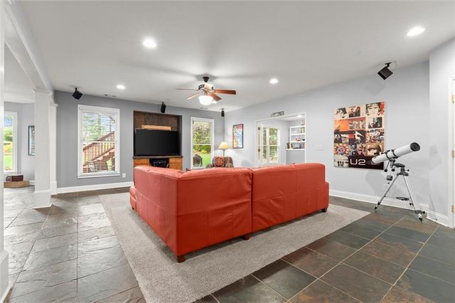 328 Kingsford Crossing, Acworth, GA 30101