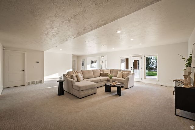 1107 N TWICKENHAM DR, Salt Lake City, UT 84103